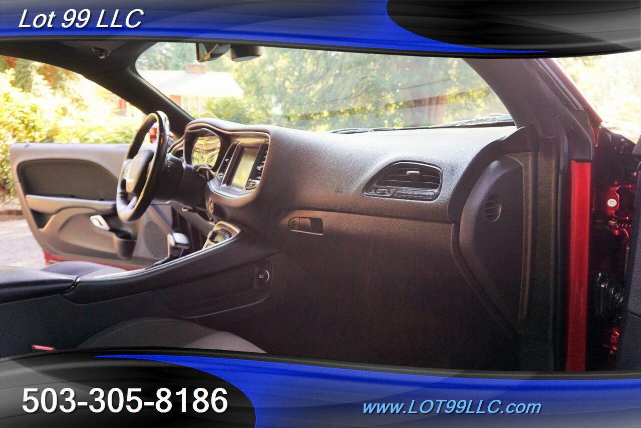 2021 Dodge Challenger R/T Coupe 40K V8 Hemi Auto Backup Cam 20 NEW TIRES - Photo 15 - Milwaukie, OR 97267