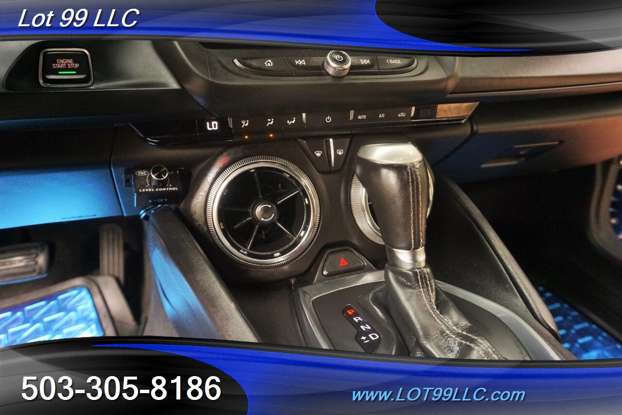2017 Chevrolet Camaro LT Coupe 2.0L TURBO Automatic Carbon fiber Spoiler   - Photo 22 - Milwaukie, OR 97267