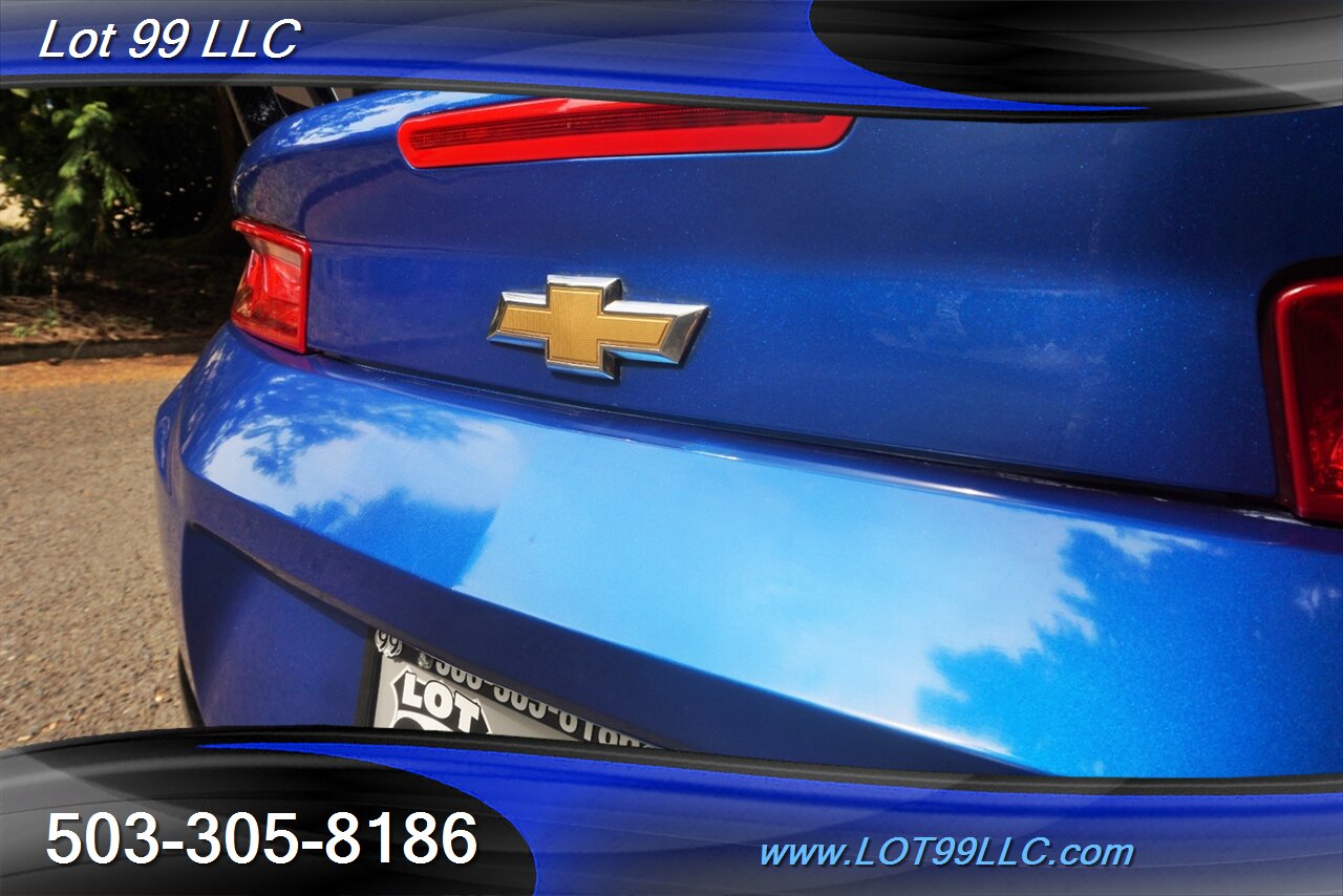 2017 Chevrolet Camaro LT Coupe 2.0L TURBO Automatic Carbon fiber Spoiler   - Photo 29 - Milwaukie, OR 97267
