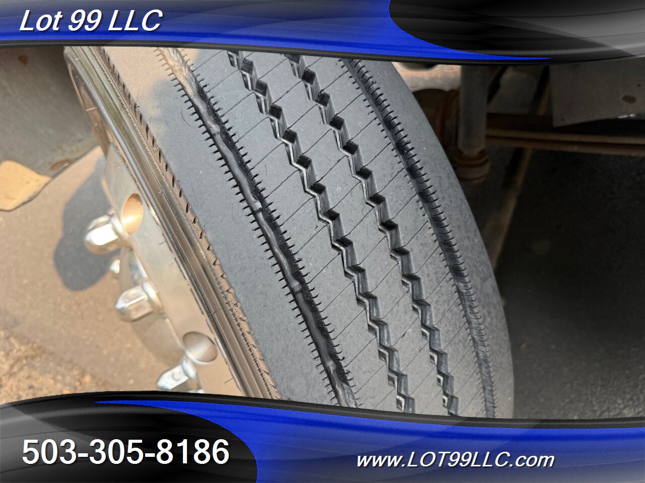 2009 GMC 4500 TOPKICK 55k 6.6 Duramax Diesel Htd Leather Nav DVD BED T - Photo 103 - Milwaukie, OR 97267