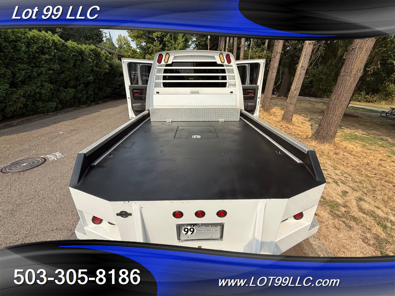 2009 GMC 4500 TOPKICK 55k 6.6 Duramax Diesel Htd Leather Nav DVD BED T - Photo 21 - Milwaukie, OR 97267
