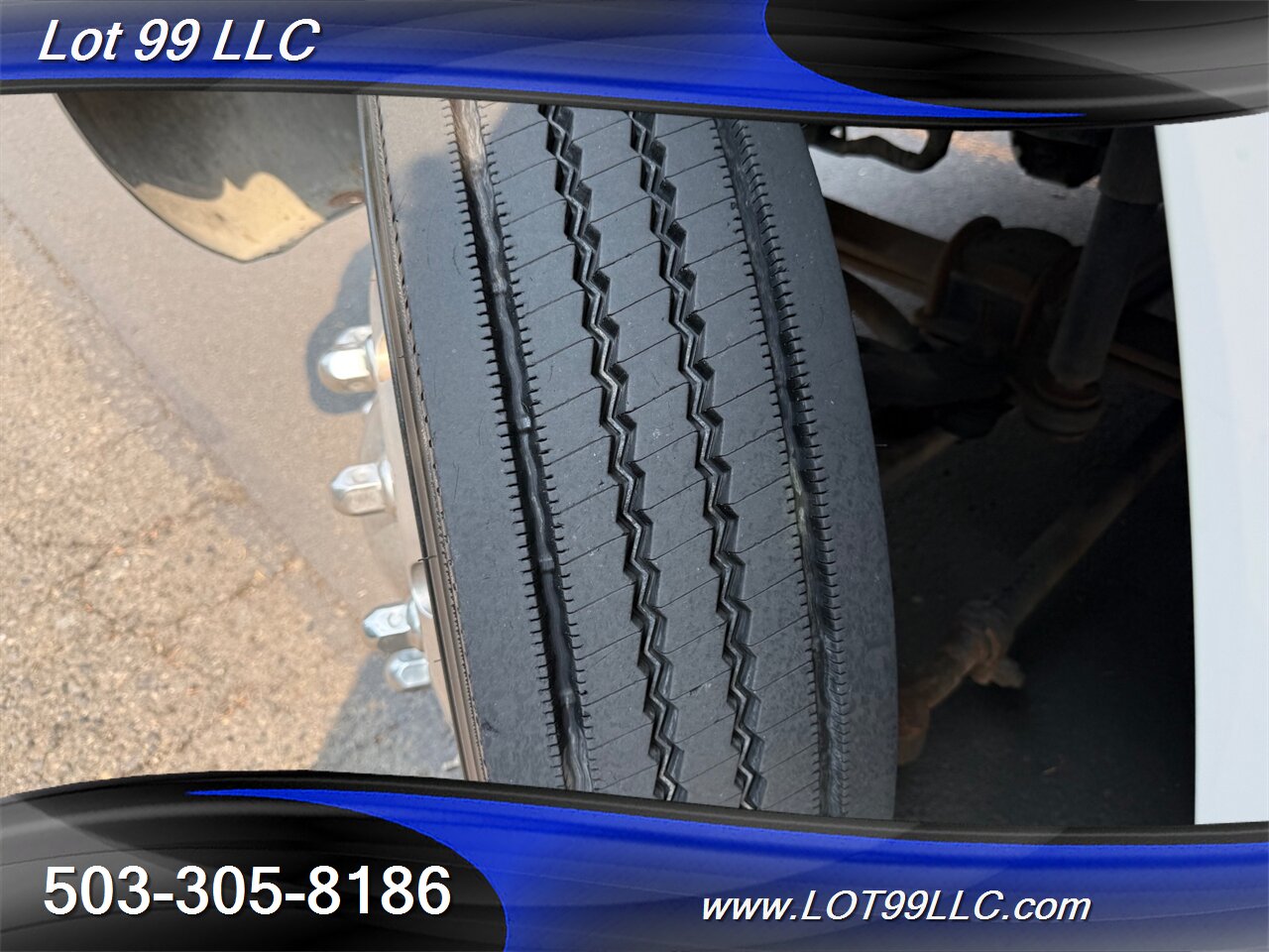 2009 GMC 4500 TOPKICK 55k 6.6 Duramax Diesel Htd Leather Nav DVD BED T - Photo 102 - Milwaukie, OR 97267