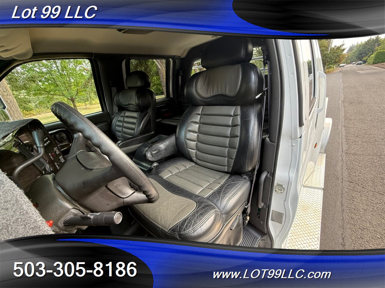 2009 GMC 4500 TOPKICK 55k 6.6 Duramax Diesel Htd Leather Nav DVD BED T - Photo 36 - Milwaukie, OR 97267
