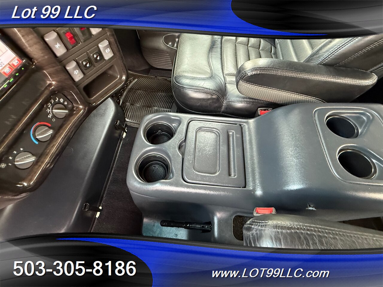 2009 GMC 4500 TOPKICK 55k 6.6 Duramax Diesel Htd Leather Nav DVD BED T - Photo 44 - Milwaukie, OR 97267