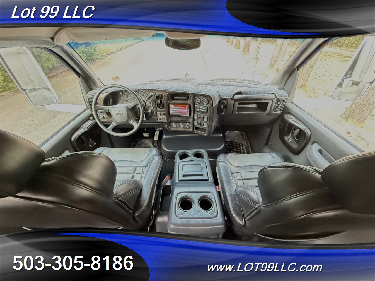 2009 GMC 4500 TOPKICK 55k 6.6 Duramax Diesel Htd Leather Nav DVD BED T - Photo 26 - Milwaukie, OR 97267