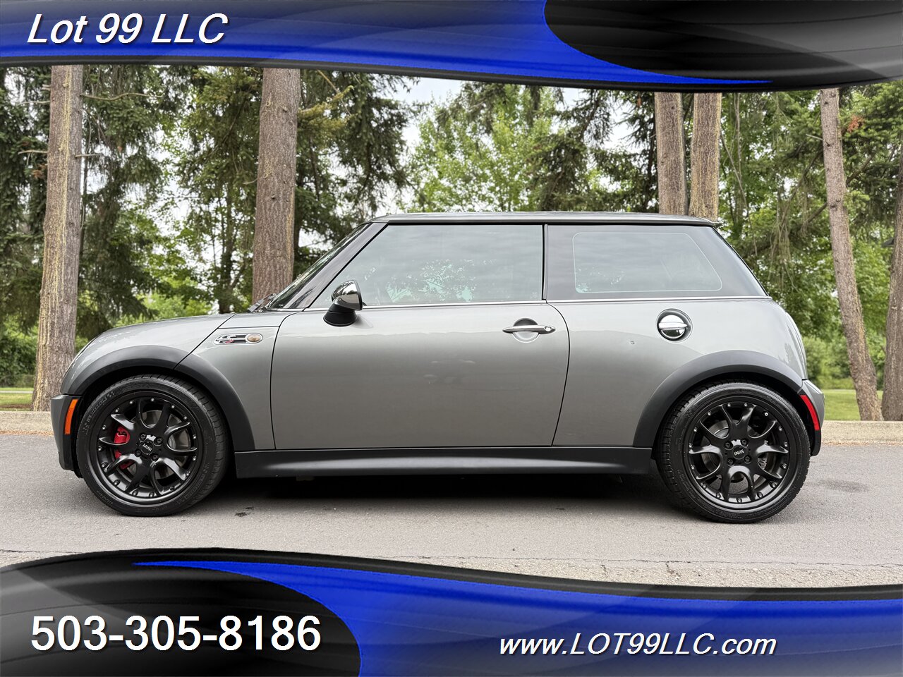 2006 MINI Cooper S ** JOHN COOPER WORKS ** 6 Speed Leather Pano - Photo 1 - Milwaukie, OR 97267