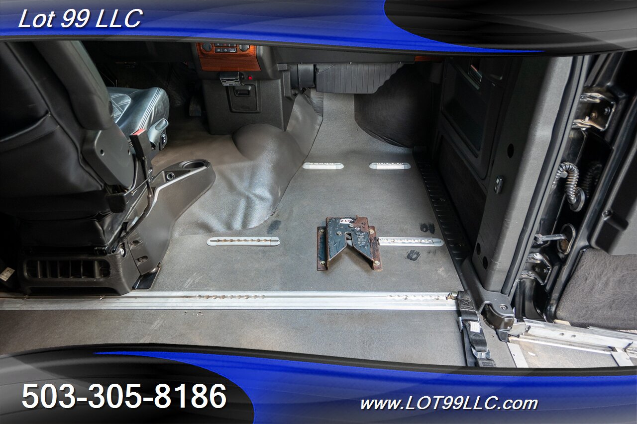 2014 Mobility Ventures MV-1 LX 41k Wheelchair Van Made by AM GENERAL   - Photo 11 - Milwaukie, OR 97267
