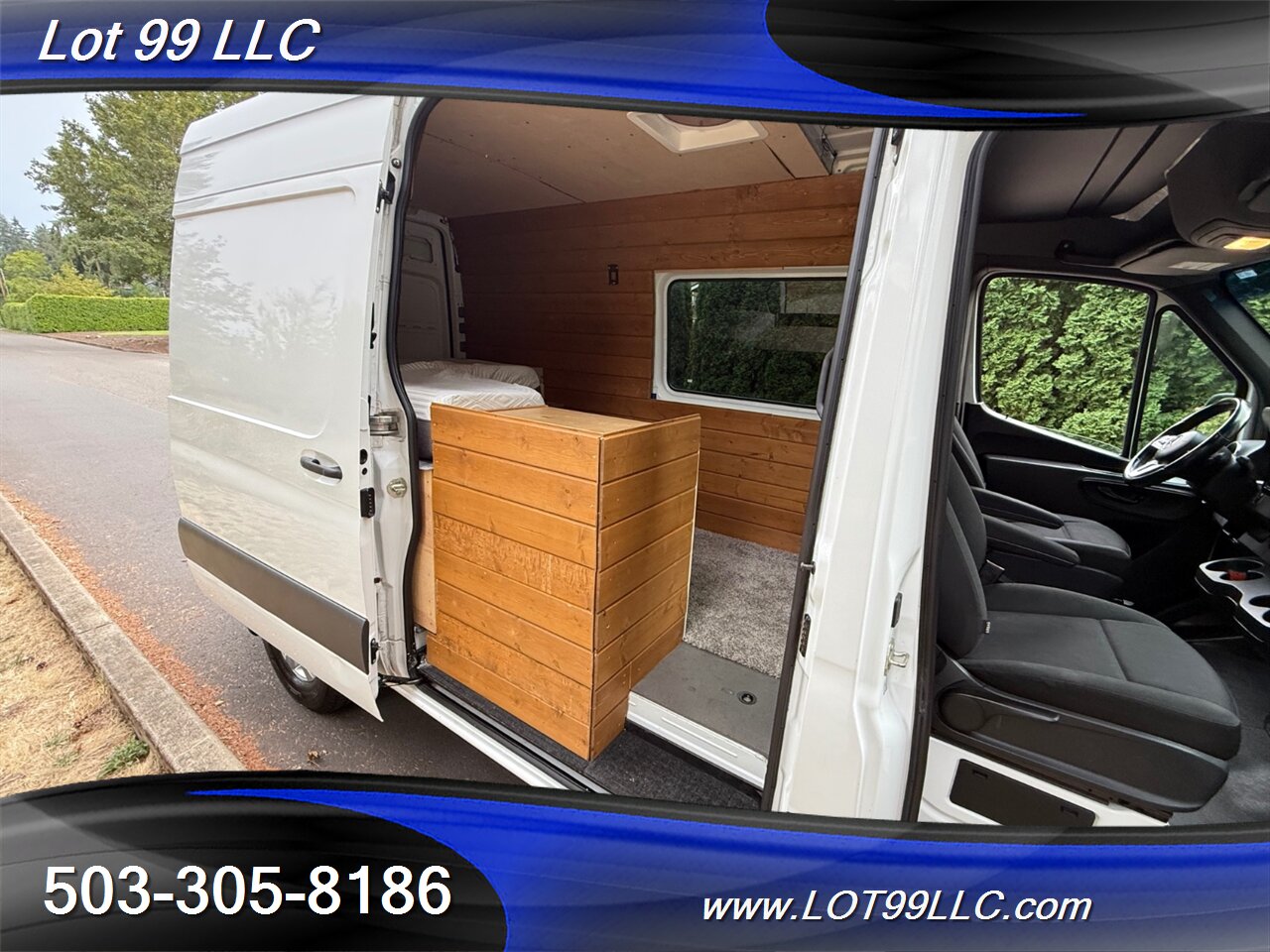 2019 Mercedes-Benz Sprinter 2500 32k Miles DIESEL **Camper Conversion** - Photo 4 - Milwaukie, OR 97267