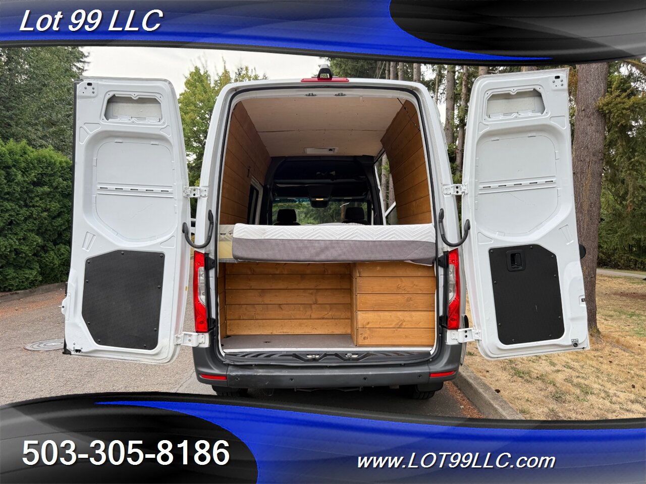 2019 Mercedes-Benz Sprinter 2500 32k Miles DIESEL **Camper Conversion** - Photo 22 - Milwaukie, OR 97267