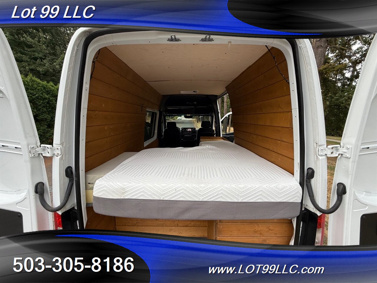 2019 Mercedes-Benz Sprinter 2500 32k Miles DIESEL **Camper Conversion** - Photo 44 - Milwaukie, OR 97267