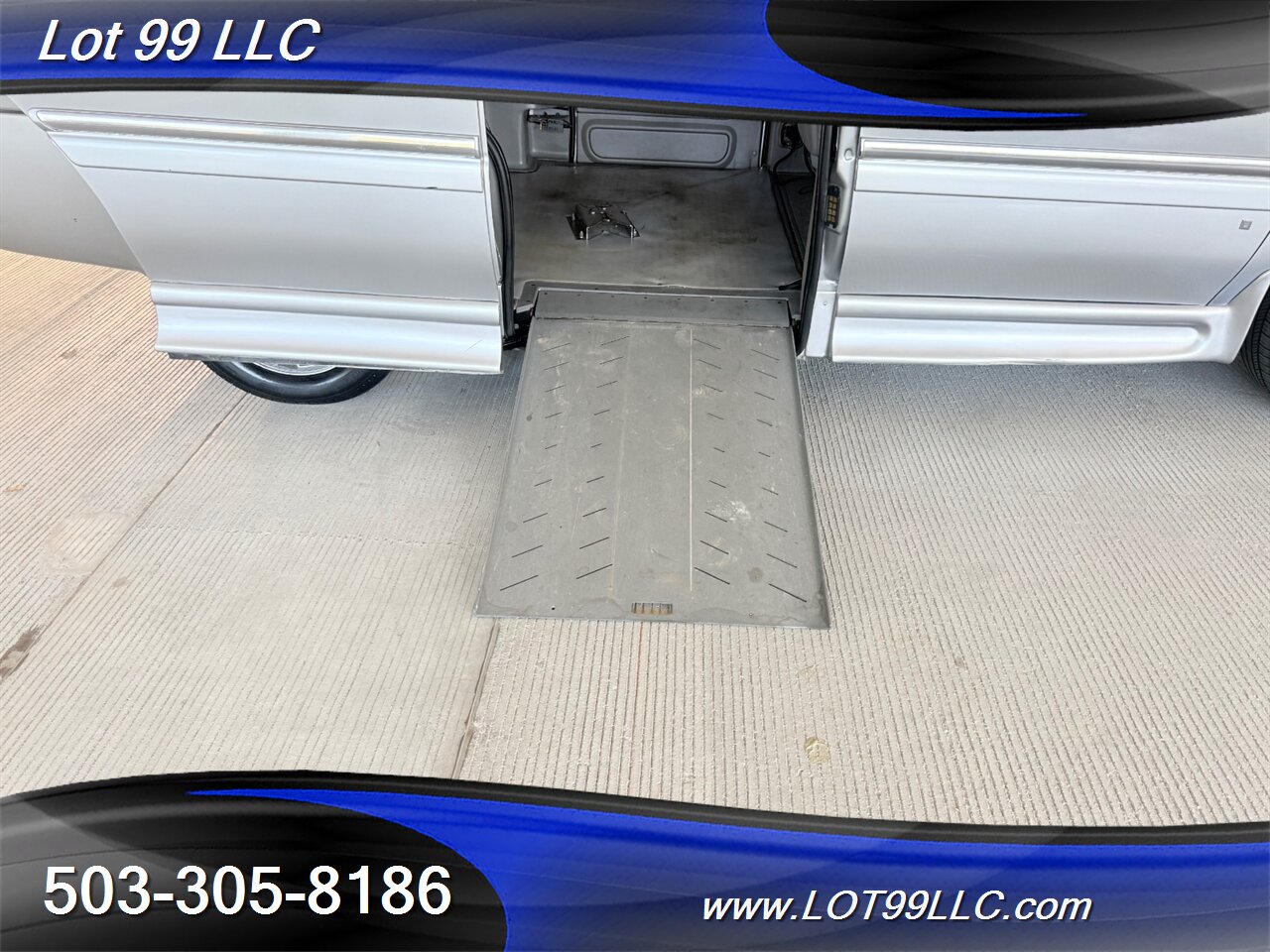 2007 Buick Terraza CXL 122k** WHEELCHAIR VAN ***  Power Side Ramp Leather Overhead DVD Entertainment - Photo 3 - Milwaukie, OR 97267