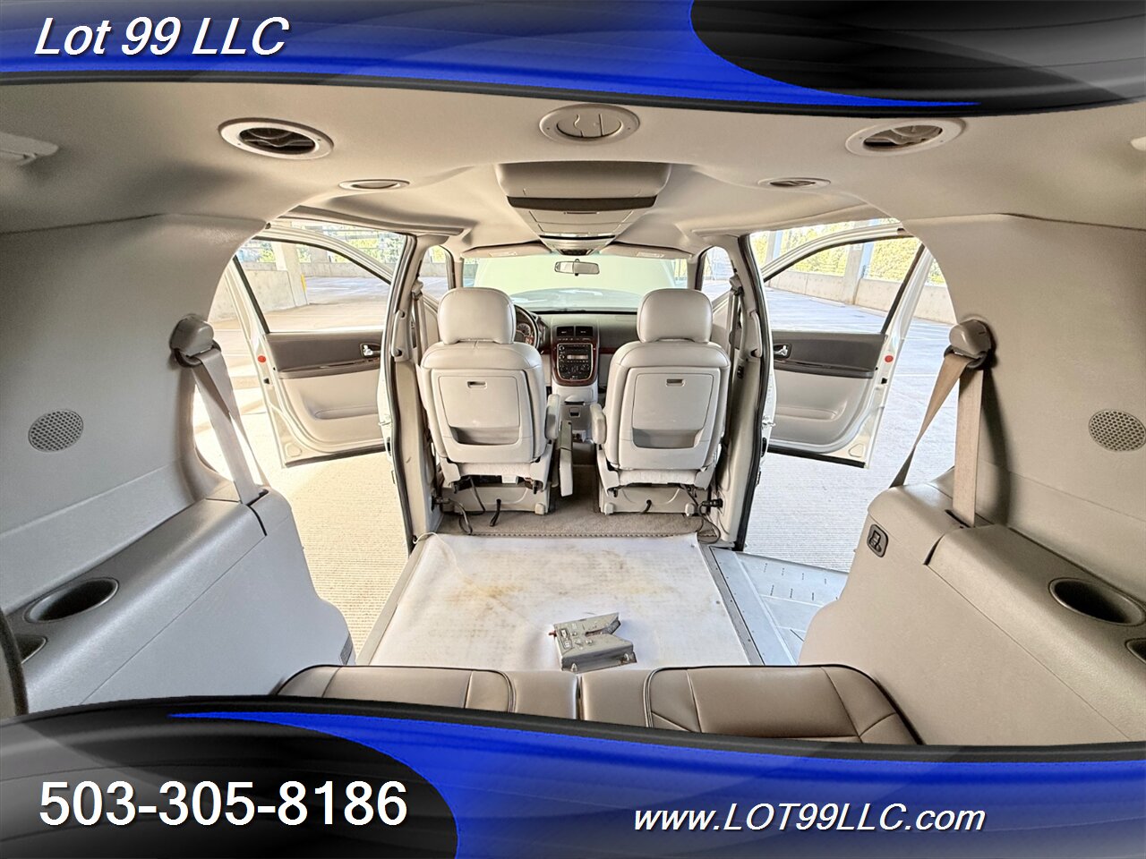 2007 Buick Terraza CXL 122k** WHEELCHAIR VAN ***  Power Side Ramp Leather Overhead DVD Entertainment - Photo 4 - Milwaukie, OR 97267