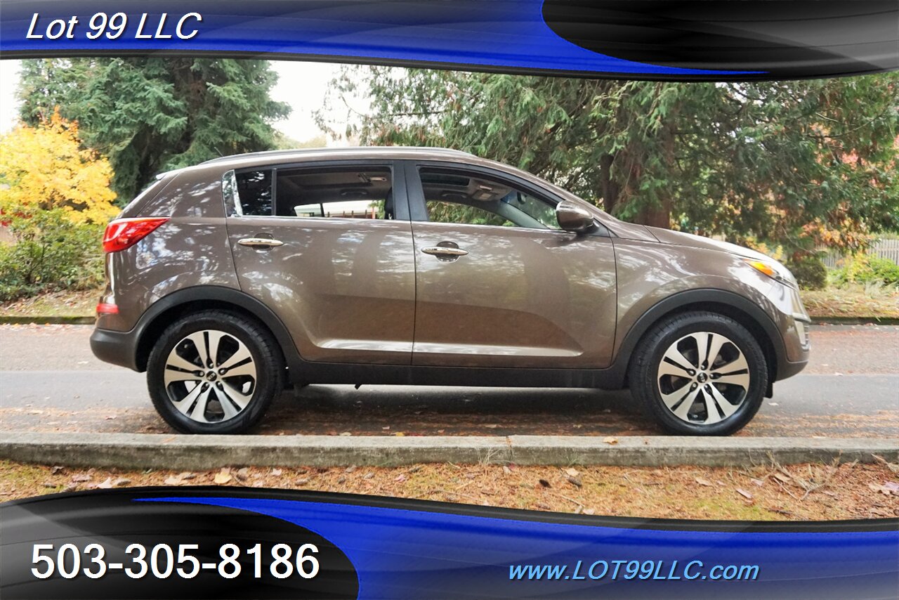 2012 Kia Sportage EX 2.4L Auto Only 75K Heated Leather Moon 1 OWNER   - Photo 8 - Milwaukie, OR 97267