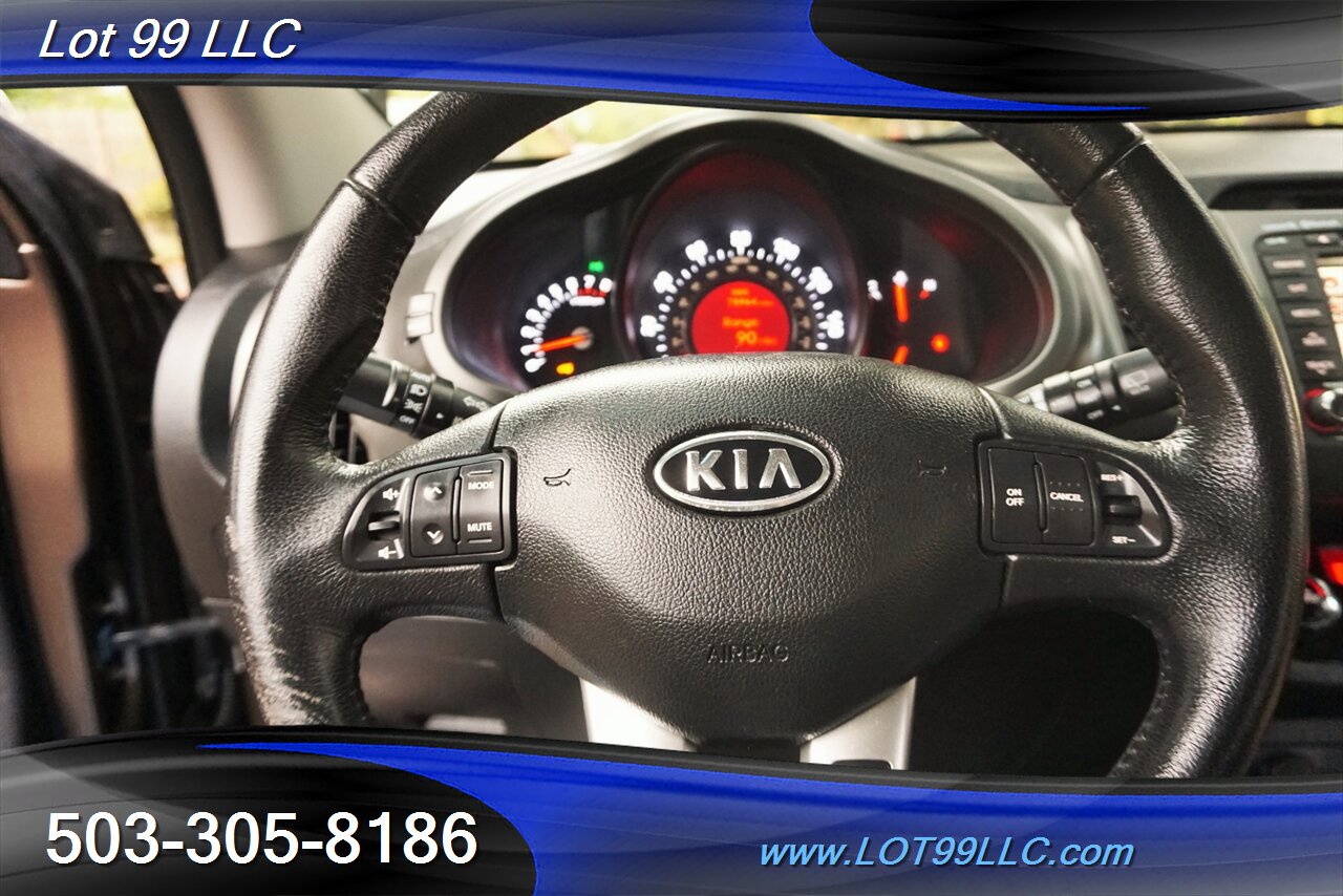 2012 Kia Sportage EX 2.4L Auto Only 75K Heated Leather Moon 1 OWNER   - Photo 21 - Milwaukie, OR 97267