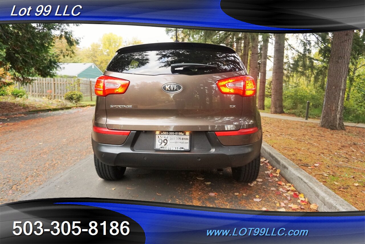 2012 Kia Sportage EX 2.4L Auto Only 75K Heated Leather Moon 1 OWNER   - Photo 10 - Milwaukie, OR 97267