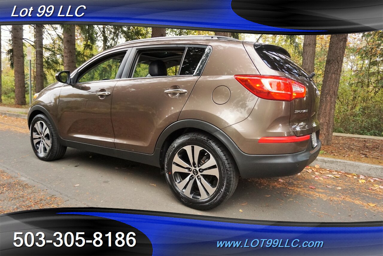 2012 Kia Sportage EX 2.4L Auto Only 75K Heated Leather Moon 1 OWNER   - Photo 11 - Milwaukie, OR 97267