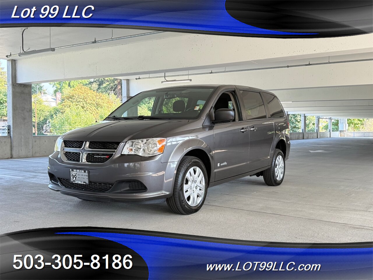 2018 Dodge Grand Caravan 75k WHEELCHAIR VAN Rear Entry Ramp BraunAbility Dual Power Sliding Doors Power Hatch BackUp Camera - Photo 8 - Milwaukie, OR 97267