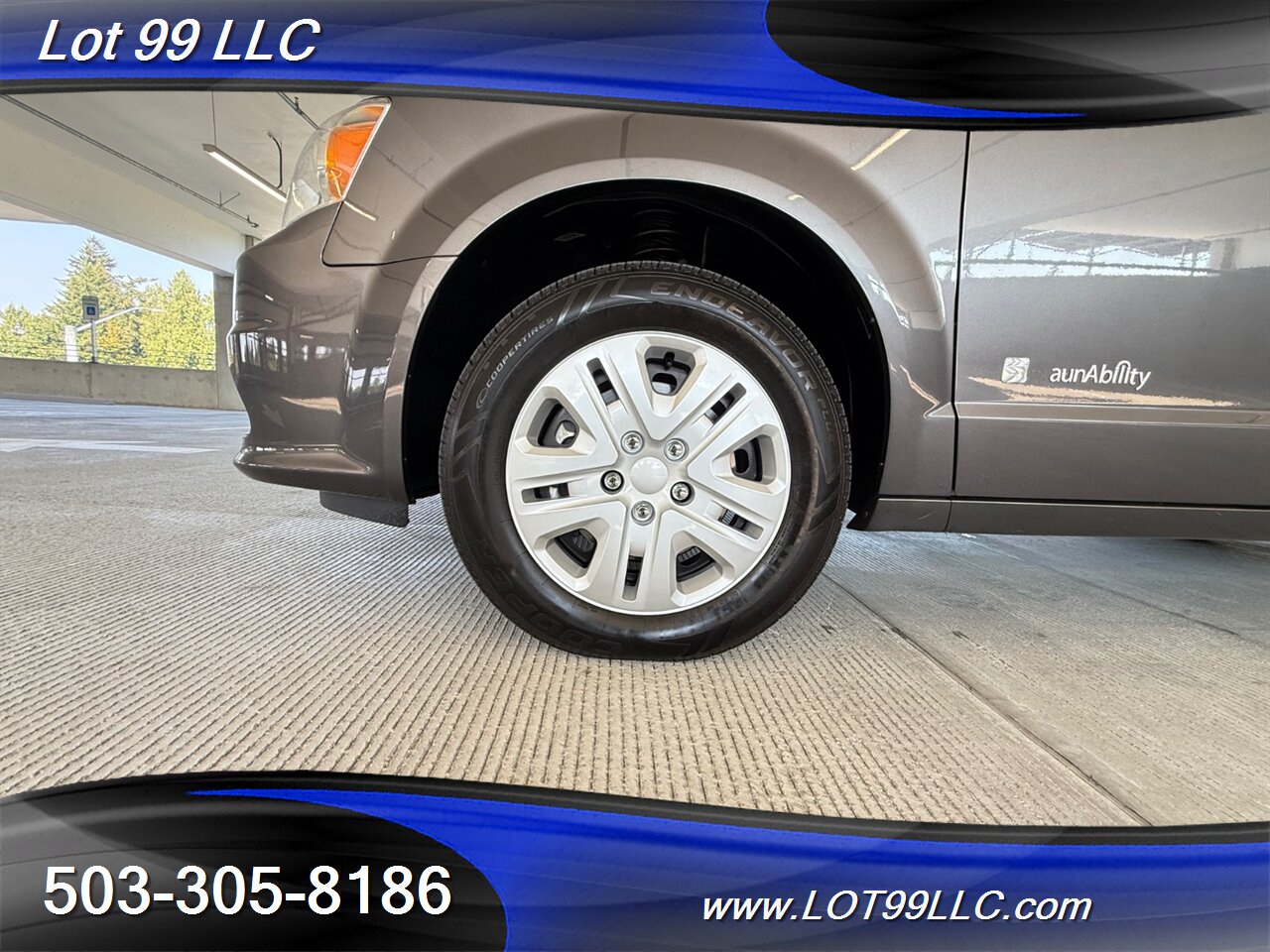 2018 Dodge Grand Caravan 75k WHEELCHAIR VAN Rear Entry Ramp BraunAbility Dual Power Sliding Doors Power Hatch BackUp Camera - Photo 22 - Milwaukie, OR 97267