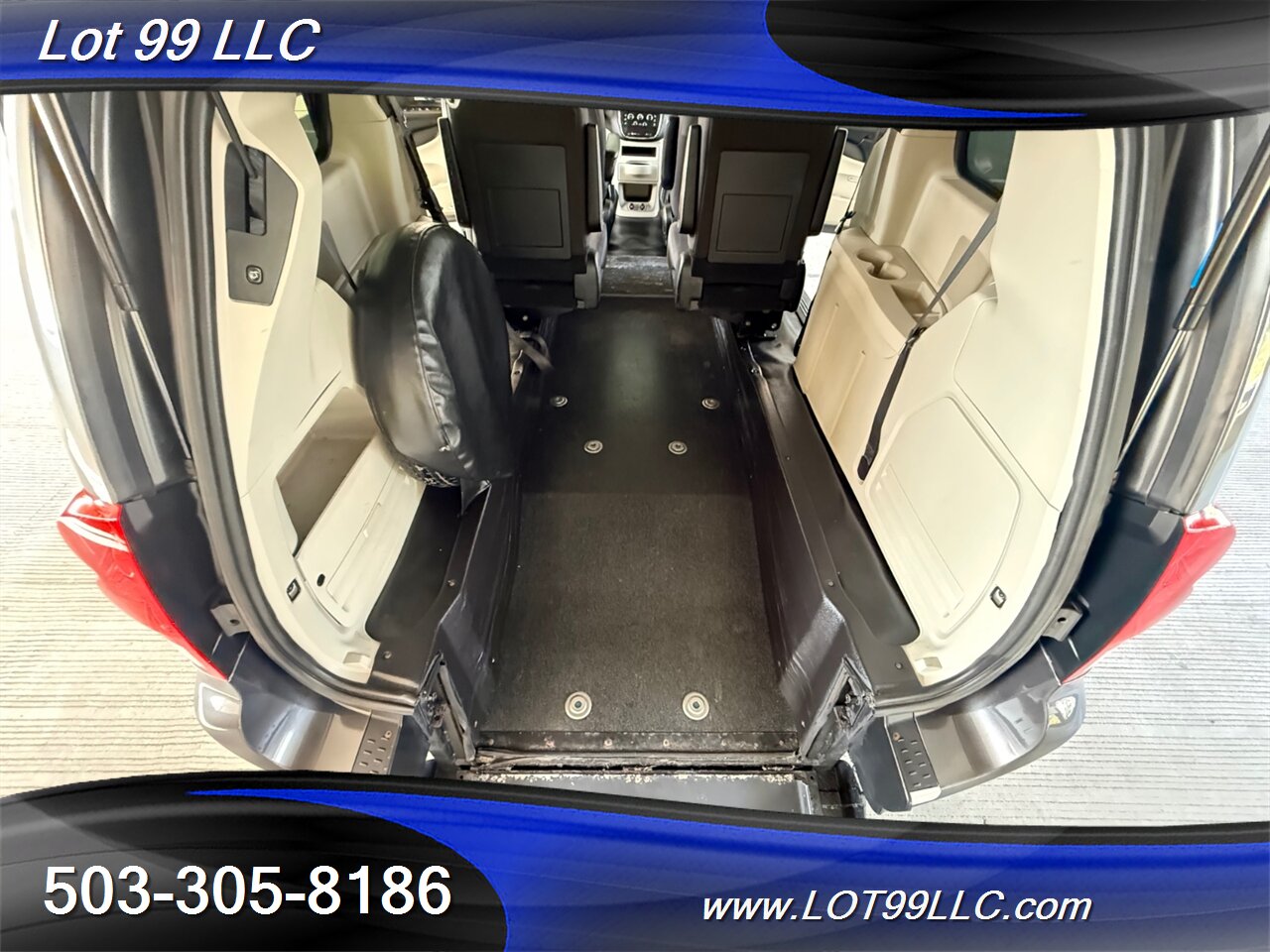 2018 Dodge Grand Caravan 75k WHEELCHAIR VAN Rear Entry Ramp BraunAbility Dual Power Sliding Doors Power Hatch BackUp Camera - Photo 4 - Milwaukie, OR 97267