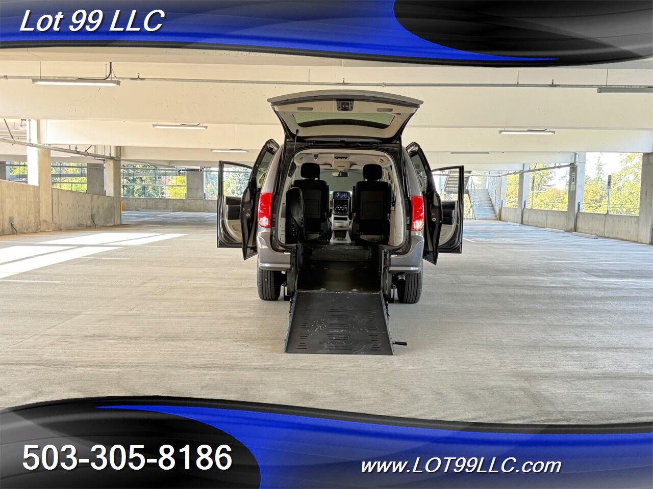 2018 Dodge Grand Caravan 75k WHEELCHAIR VAN Rear Entry Ramp BraunAbility Dual Power Sliding Doors Power Hatch BackUp Camera - Photo 29 - Milwaukie, OR 97267