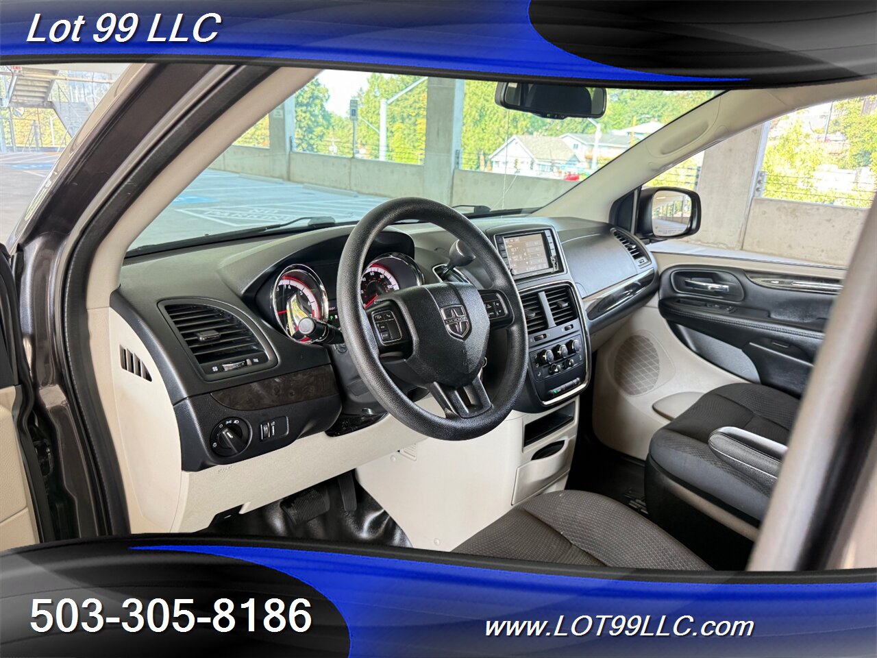 2018 Dodge Grand Caravan 75k WHEELCHAIR VAN Rear Entry Ramp BraunAbility Dual Power Sliding Doors Power Hatch BackUp Camera - Photo 33 - Milwaukie, OR 97267