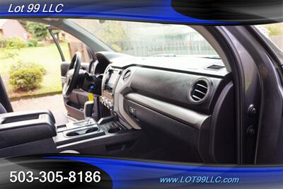 2020 Toyota Tundra SR5 4X4 Crew Max V8 5.7L Auto 2 OWNERS   - Photo 17 - Milwaukie, OR 97267
