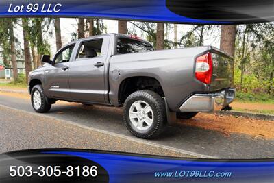 2020 Toyota Tundra SR5 4X4 Crew Max V8 5.7L Auto 2 OWNERS   - Photo 11 - Milwaukie, OR 97267
