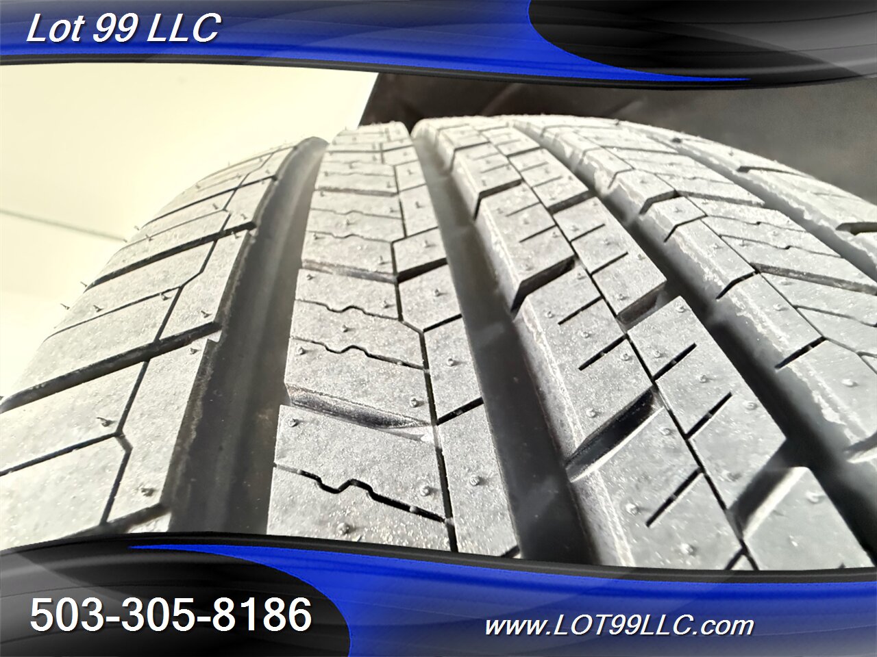 2015 Chevrolet Tahoe LT 4x4 113k NEW TIRES LOADED!! Leather DVD 3rd Row   - Photo 27 - Milwaukie, OR 97267