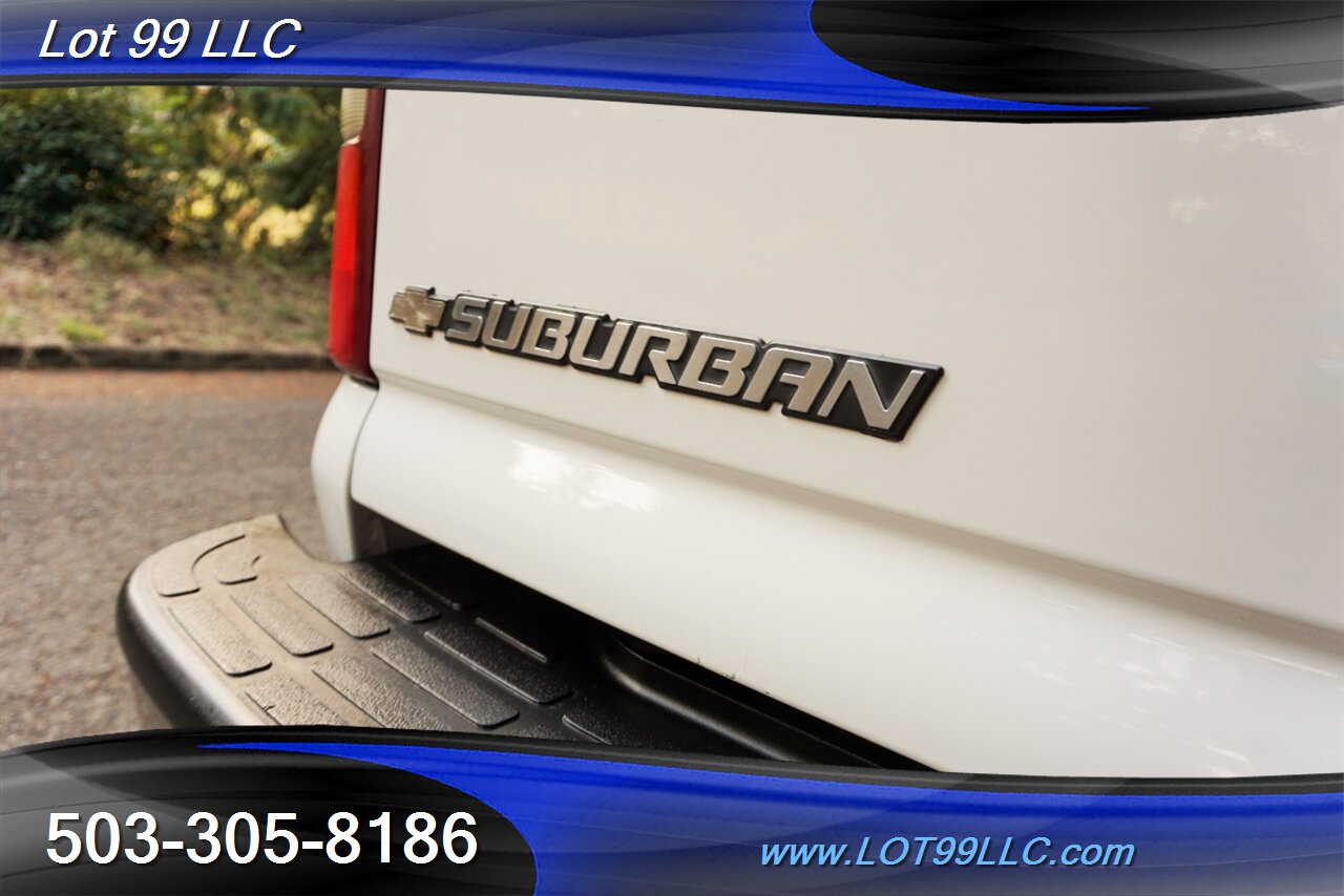 2003 Chevrolet Suburban 2500 4x4 V8 Heated Leather 3 ROW NO RUST - Photo 33 - Milwaukie, OR 97267