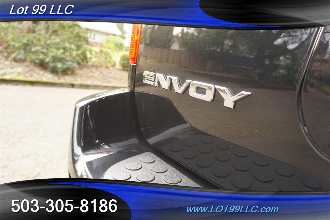 2009 GMC Envoy Denali AWD V8 5.3L Heated Leather Moon Roof GPS   - Photo 31 - Milwaukie, OR 97267