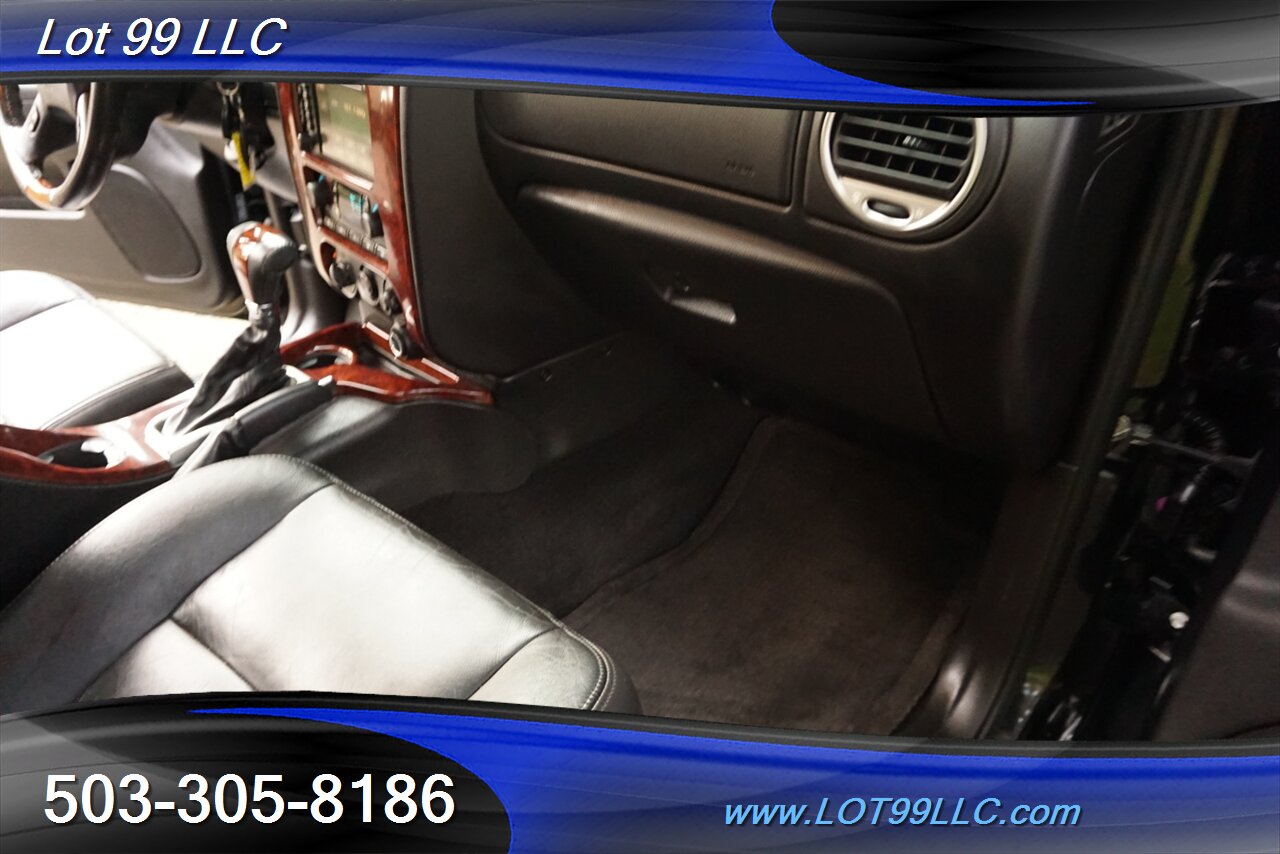 2009 GMC Envoy Denali AWD V8 5.3L Heated Leather Moon Roof GPS   - Photo 34 - Milwaukie, OR 97267