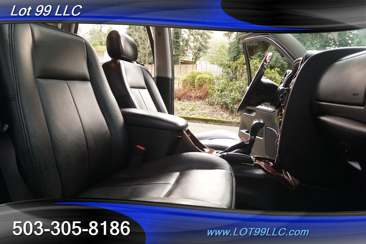 2009 GMC Envoy Denali AWD V8 5.3L Heated Leather Moon Roof GPS   - Photo 18 - Milwaukie, OR 97267