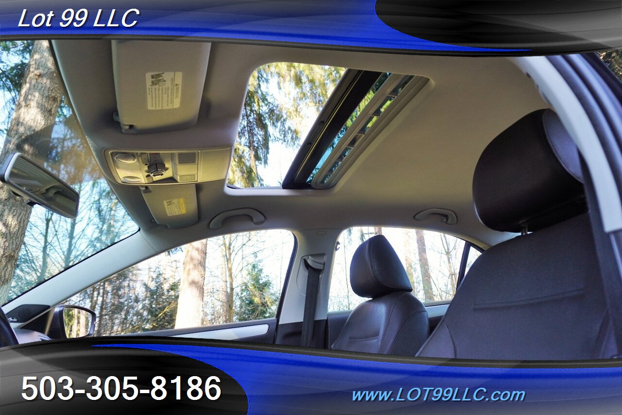 2012 Volkswagen Jetta TDI Value Edition Heated Leather Moon Roof Premium Wheels Newer Tires 42 MPG - Photo 3 - Milwaukie, OR 97267