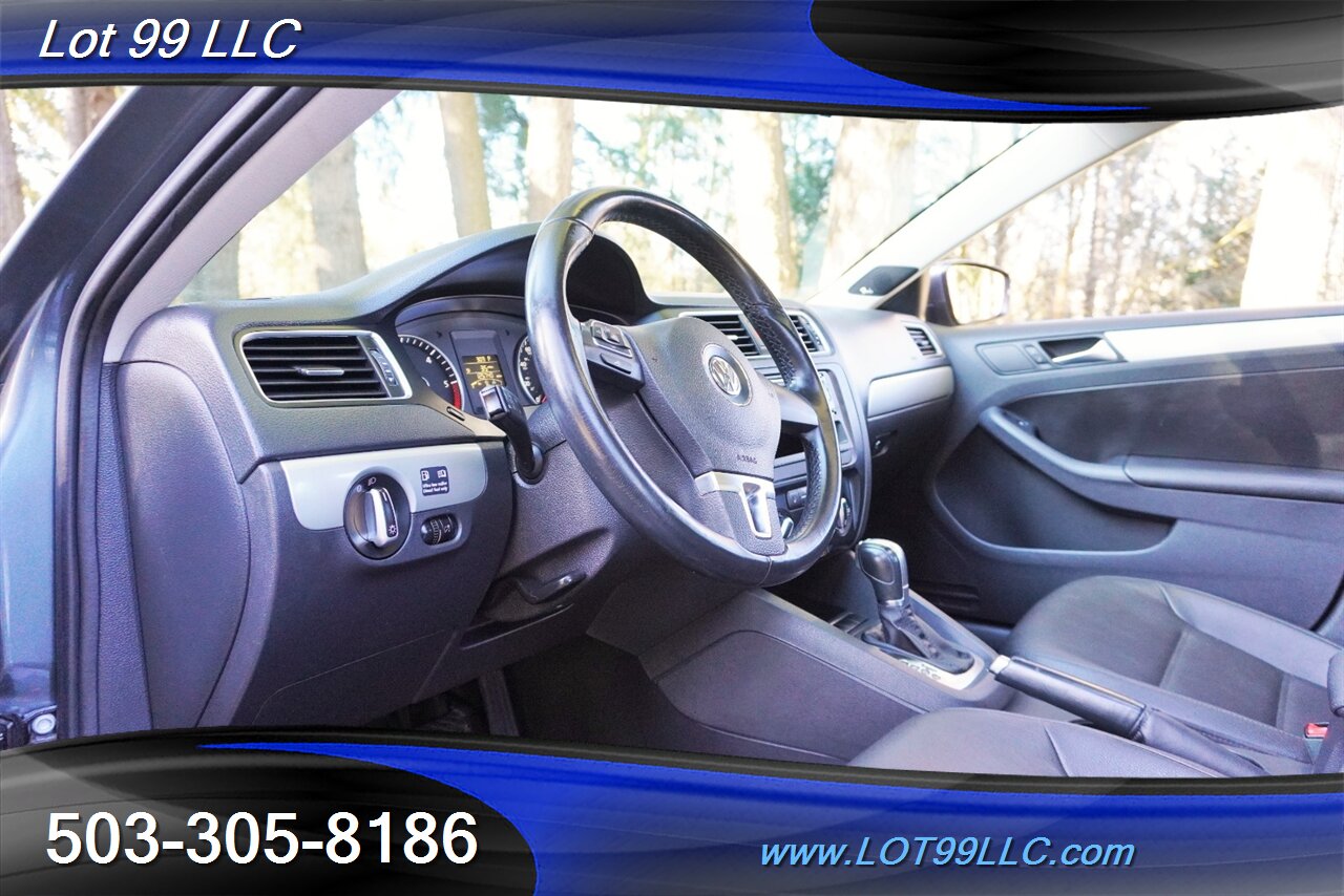 2012 Volkswagen Jetta TDI Value Edition Heated Leather Moon Roof Premium Wheels Newer Tires 42 MPG - Photo 12 - Milwaukie, OR 97267