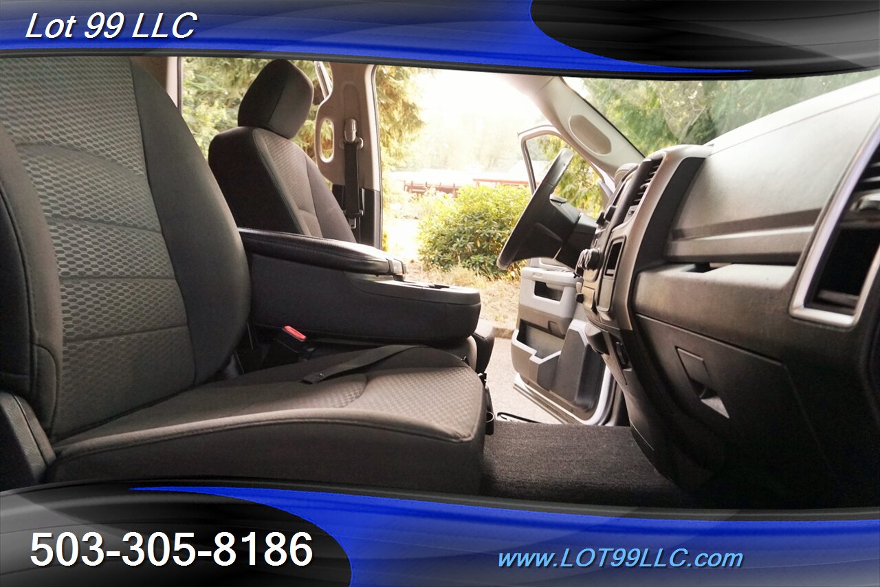 2019 RAM 1500 Warlock 4X4 V8 HEMI Short Bed Black Wheels 1 OWNER - Photo 18 - Milwaukie, OR 97267
