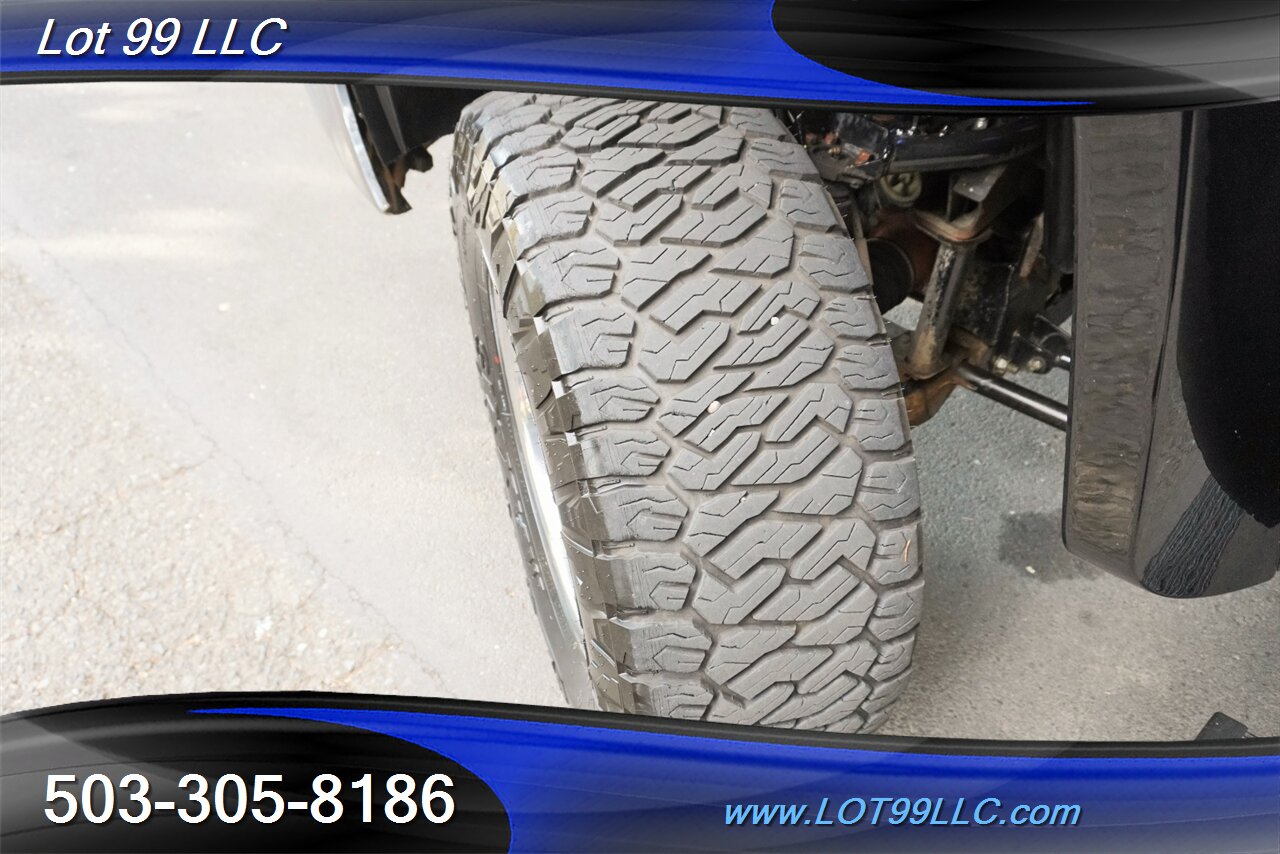 2007 Chevrolet Silverado 2500 LTZ 4X4 V8 6.0L Auto Heated Leather DVD AMP Boards  LIFTED Dual Shucks Chrome Wheels Like New Tires - Photo 24 - Milwaukie, OR 97267
