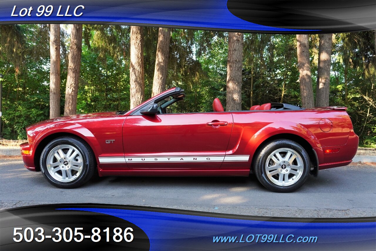 2007 Ford Mustang GT Deluxe V8 4.6L Automatic Red leather Seats Power Convertible Top Premium Wheels Super Clean Local Trade - Photo 1 - Milwaukie, OR 97267