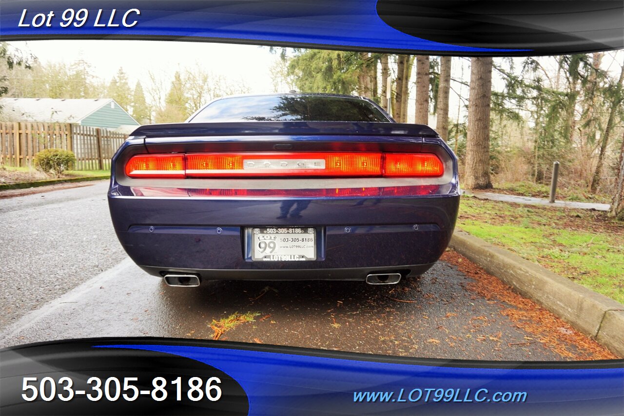 2013 Dodge Challenger R/T Coupe 121K V8 HEMI Heated Leather LOWERED 20S   - Photo 10 - Milwaukie, OR 97267