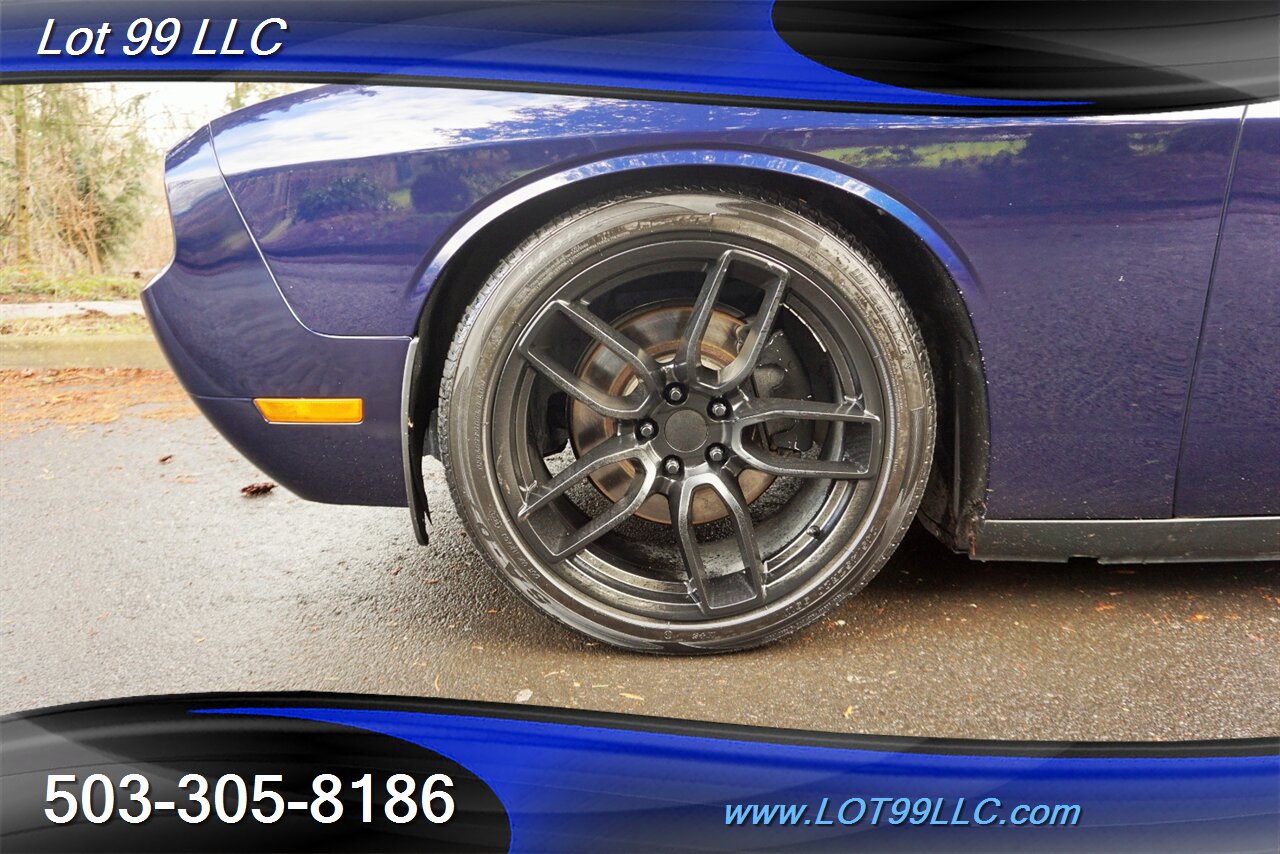 2013 Dodge Challenger R/T Coupe 121K V8 HEMI Heated Leather LOWERED 20S   - Photo 3 - Milwaukie, OR 97267