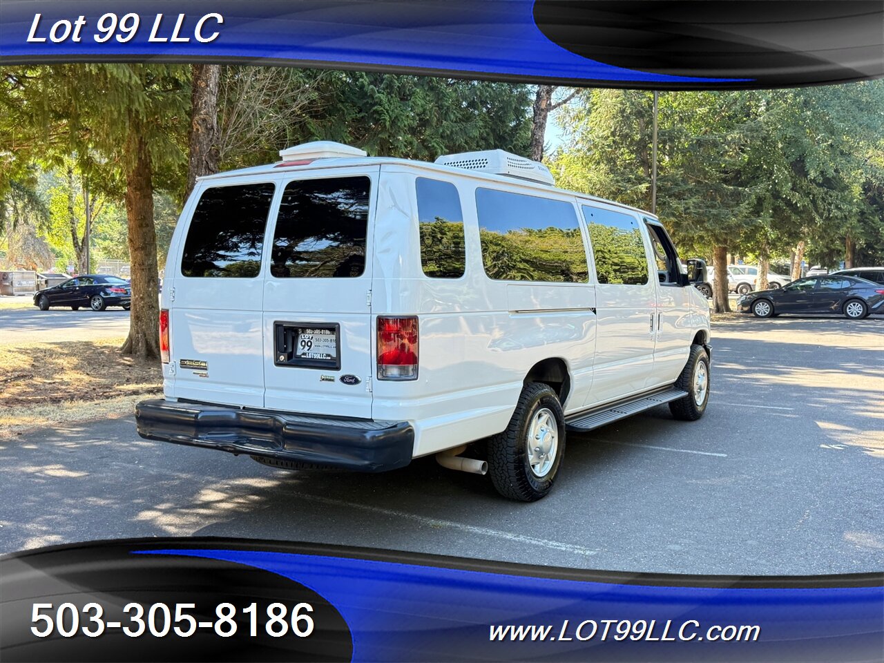 2012 Ford E-Series Van E-350 SD 63k Miles ONAN Generator Rooftop AC Insulated Cummins Onan 2800 Generator - Photo 9 - Milwaukie, OR 97267