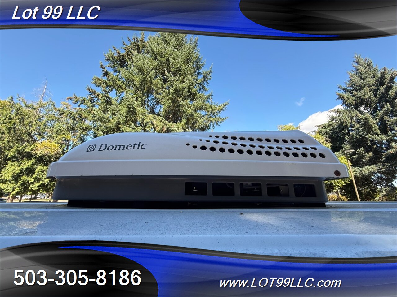 2012 Ford E-Series Van E-350 SD 63k Miles ONAN Generator Rooftop AC Insulated Cummins Onan 2800 Generator - Photo 5 - Milwaukie, OR 97267
