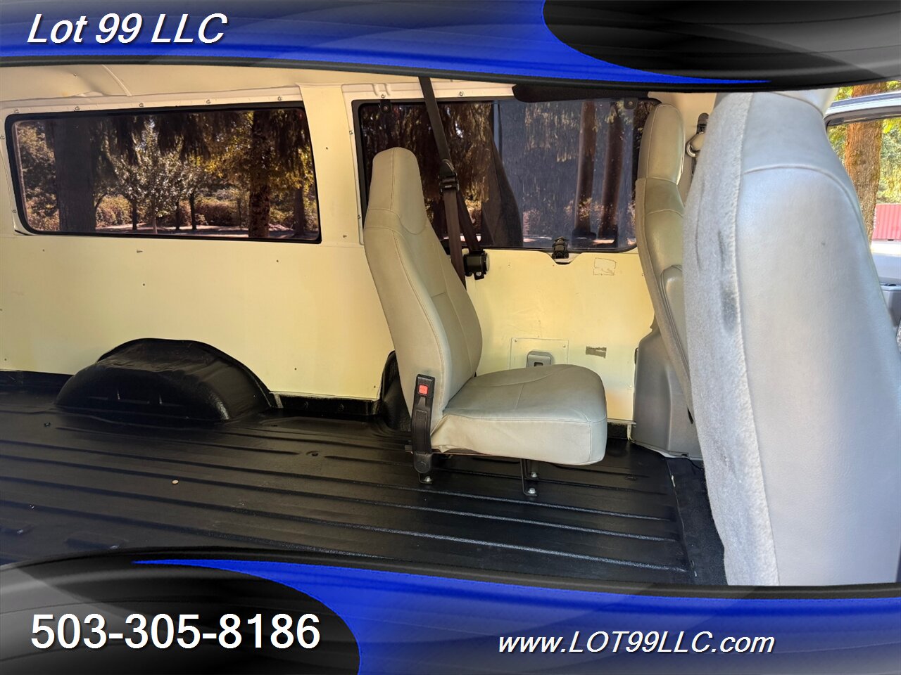 2012 Ford E-Series Van E-350 SD 63k Miles ONAN Generator Rooftop AC Insulated Cummins Onan 2800 Generator - Photo 18 - Milwaukie, OR 97267