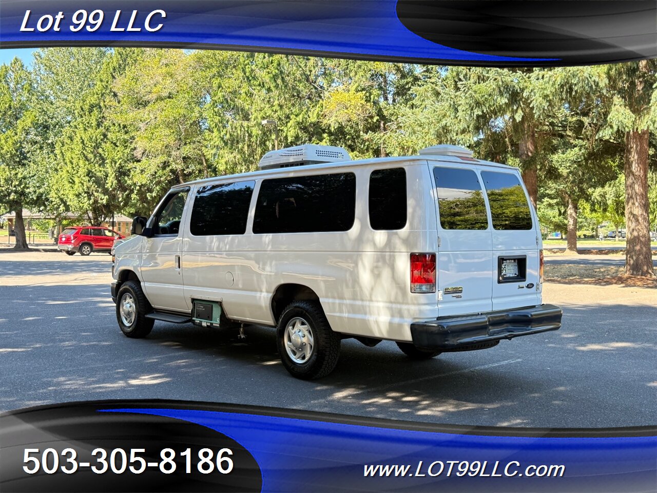 2012 Ford E-Series Van E-350 SD 63k Miles ONAN Generator Rooftop AC Insulated Cummins Onan 2800 Generator - Photo 11 - Milwaukie, OR 97267