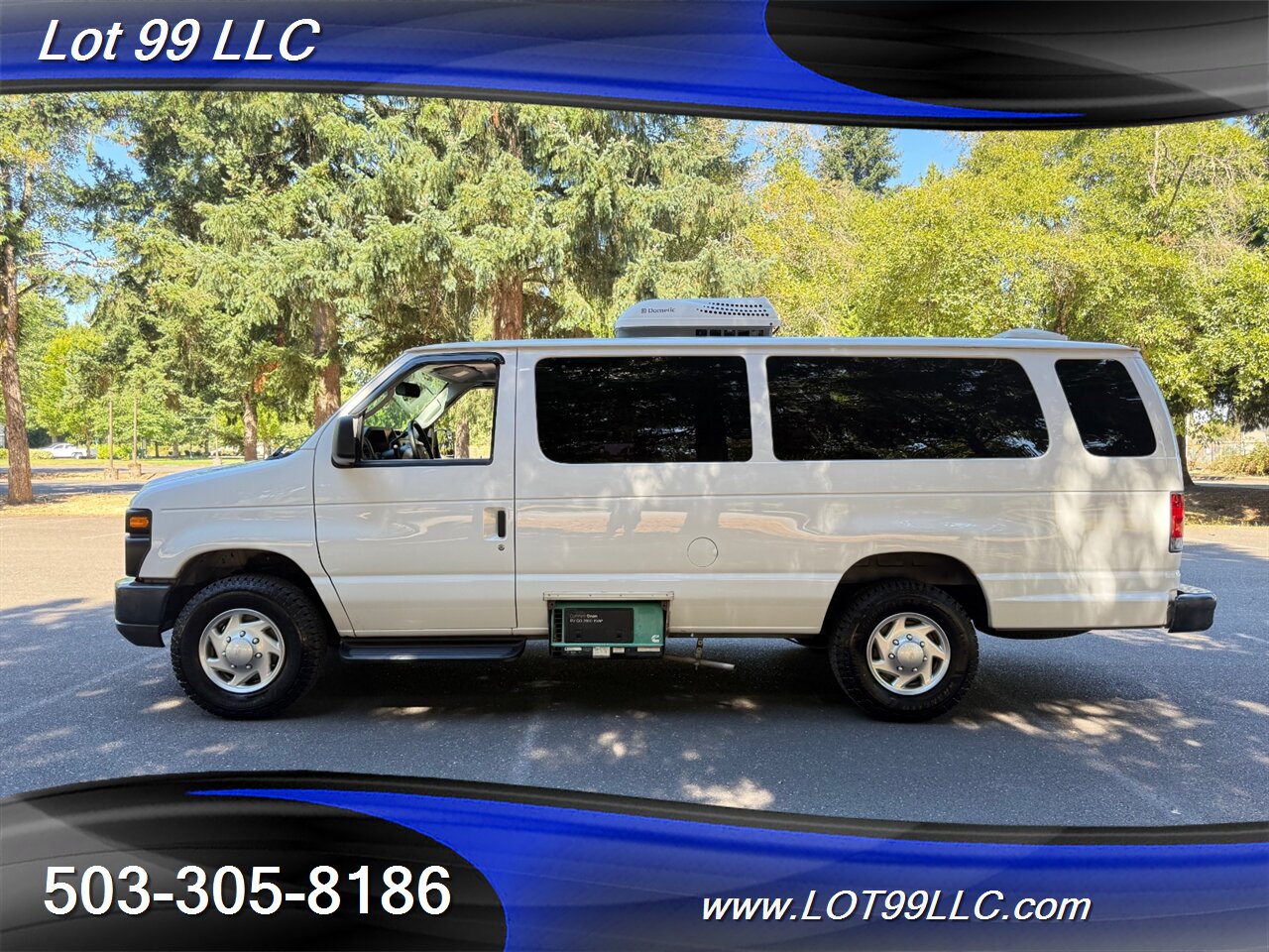 2012 Ford E-Series Van E-350 SD 63k Miles ONAN Generator Rooftop AC Insulated Cummins Onan 2800 Generator - Photo 1 - Milwaukie, OR 97267
