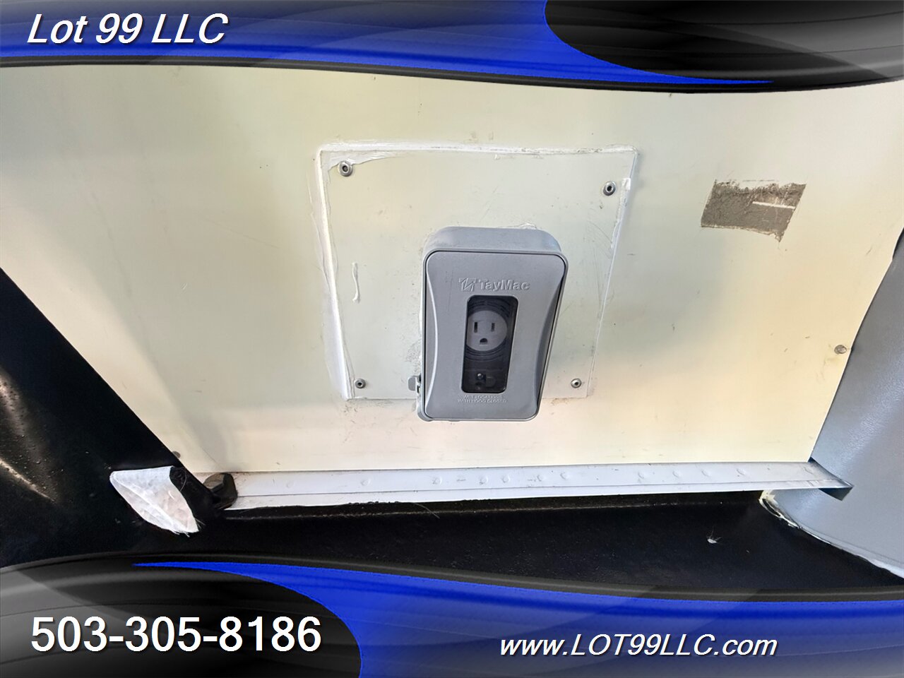 2012 Ford E-Series Van E-350 SD 63k Miles ONAN Generator Rooftop AC Insulated Cummins Onan 2800 Generator - Photo 39 - Milwaukie, OR 97267