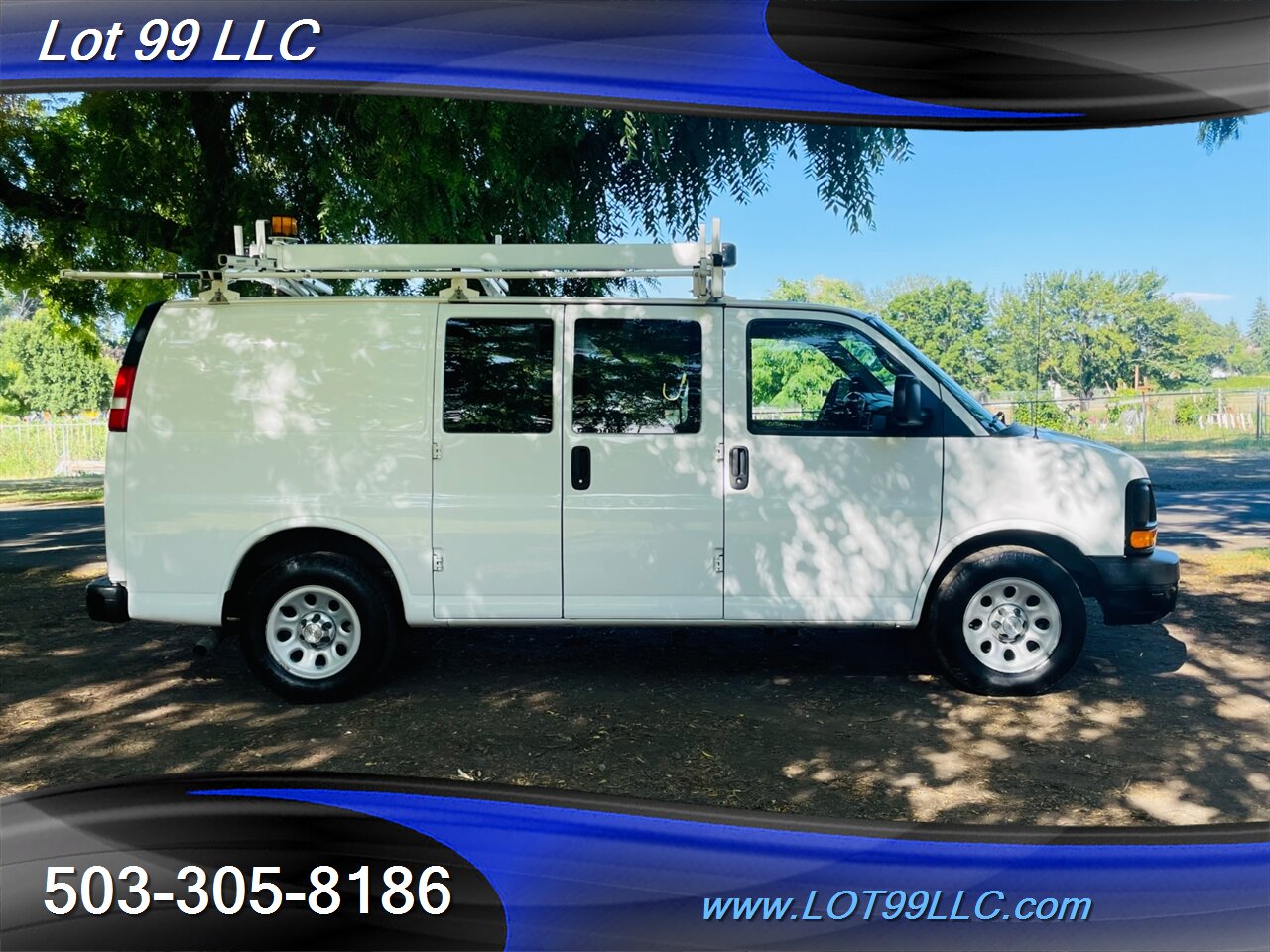 2014 Chevrolet Express 1500 Cargo Van ** AWD **   - Photo 5 - Milwaukie, OR 97267