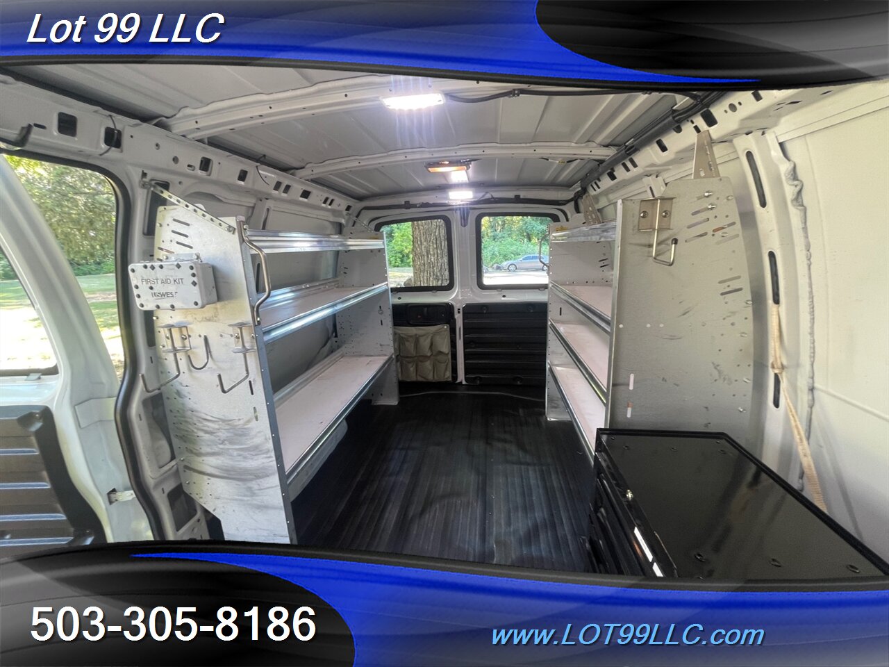 2014 Chevrolet Express 1500 Cargo Van ** AWD **   - Photo 15 - Milwaukie, OR 97267