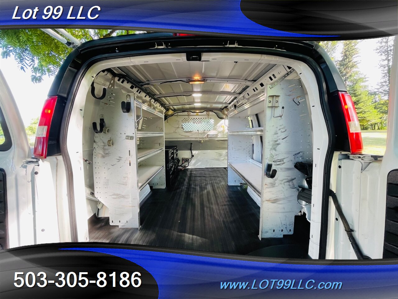 2014 Chevrolet Express 1500 Cargo Van ** AWD **   - Photo 37 - Milwaukie, OR 97267