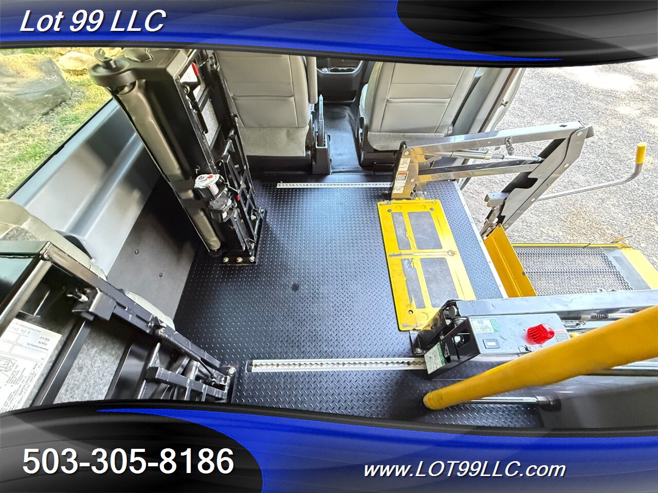 2017 Ford Transit 350 136k ** WHEELCHAIR VAN ** HIGH Roof SIDE RAMP 8 Passenger BraughAbility - Photo 9 - Milwaukie, OR 97267