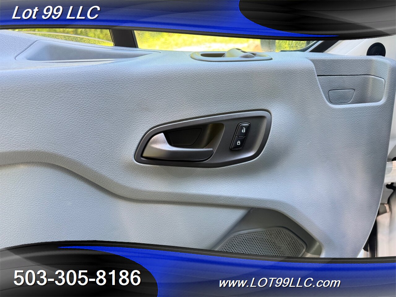 2017 Ford Transit 350 136k ** WHEELCHAIR VAN ** HIGH Roof SIDE RAMP 8 Passenger BraughAbility - Photo 42 - Milwaukie, OR 97267